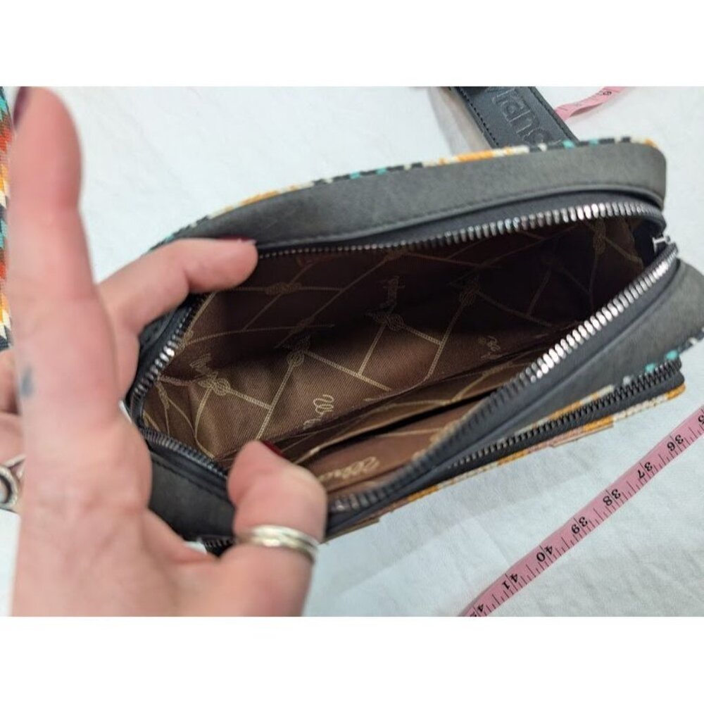 Wrangler southwestern crossbody purse with wallet pouch adjustable strap A4 - Picture 7 of 10